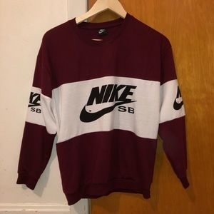 ‼️SOLD‼️Cute Nike Sb Sweatshirt